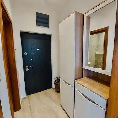 Lägenhet Lux Milenium Apartmans *