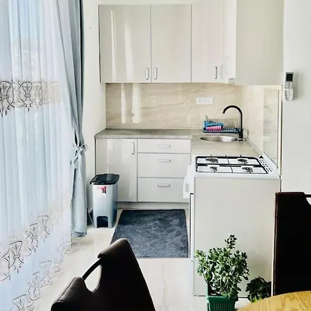 Lägenhet Lux Milenium Apartmans *