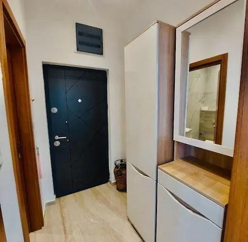 Daire Lux Milenium Apartmans *